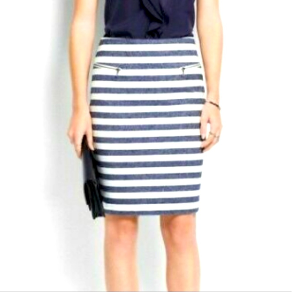 Ann Taylor Blue & White Striped Linen Skirt 00P
